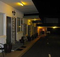 White Manor Motel