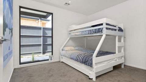 WHITEHAVEN - MORNINGTON - Accommodation Mt Buller 3