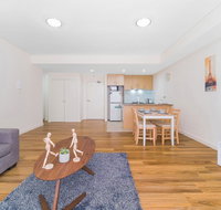 Wolli Creek Airport Serviced 2 Bedroom Apartment