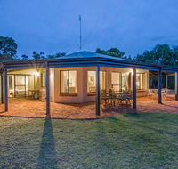 Yallingup Pet Friendly Bush Retreat - Accommodation Mt Buller