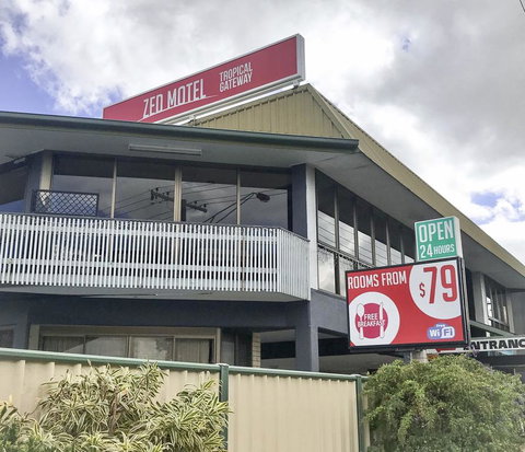 ZED MOTELS Tropical Gateway - Accommodation Mt buller 0