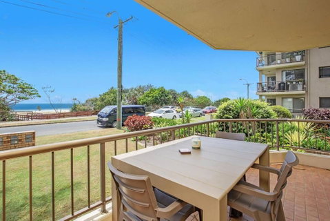Absolute Beachfront Apartment! - Accommodation Mt Buller 0