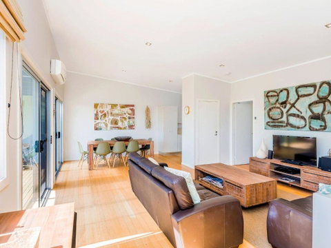 Angourie Blue 7 - Accommodation Mt Buller 0