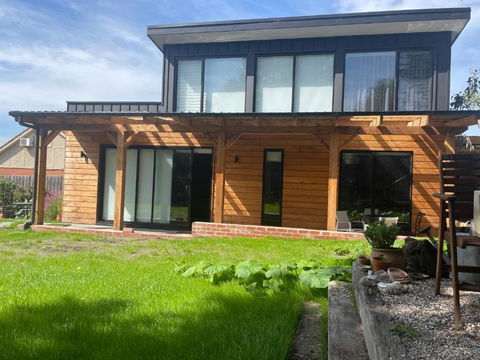 BALMORAL VILLA - Accommodation Mt Buller 1