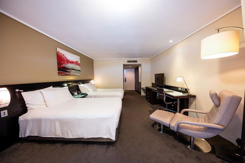 Hilton Cairns - Accommodation Mt Buller 32