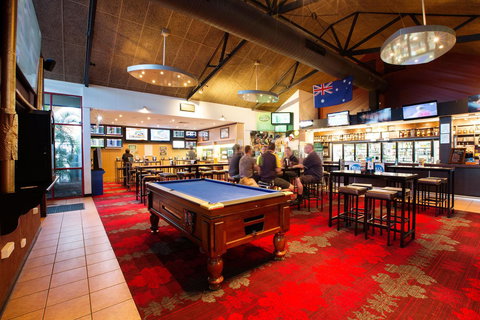 Glenmore Tavern - Accommodation Mt Buller 6