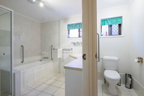 Keith\'s Place, 1 Of The 3 Most Popular Units On Bribie - Accommodation Mt Buller 17