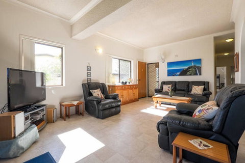 Keith\'s Place, 1 Of The 3 Most Popular Units On Bribie - Accommodation Mt Buller 12