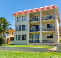 Enjoy the sea breezes from the balcony - Boyd St Woorim - Accommodation Mt Buller