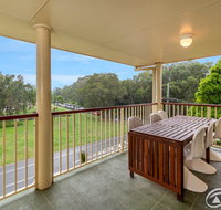 Immaculate Spacious Second Floor Unit Overlooking Pristine Parklands - Accommodation Mt Buller