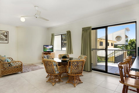 Quiet Location Across From Waterfront - South Esp, Bongaree - Accommodation Mt Buller 3