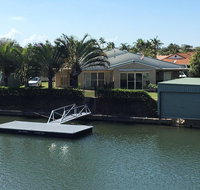 Ground floor family unit on the canal with free WIFI - Accommodation Mt Buller