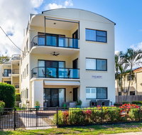 Waterfront views from private rooftop balcony - Bayview South Esp Bongaree - Accommodation Mt Buller