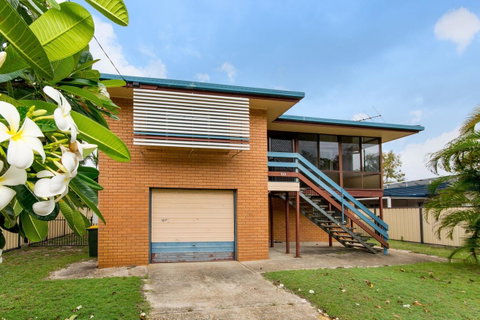 Short Stroll To Surf Beach - North Street, Woorim - Accommodation Mt Buller 0