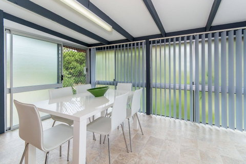 Short Stroll To Surf Beach - North Street, Woorim - Accommodation Mt Buller 11