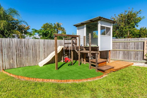 Fabulous Family Destination In Paradise Parade, Bongaree - Accommodation Mt Buller 11