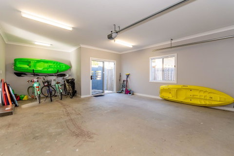Fabulous Family Destination In Paradise Parade, Bongaree - Accommodation Mt Buller 4