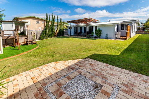 Fabulous Family Destination In Paradise Parade, Bongaree - Accommodation Mt Buller 18