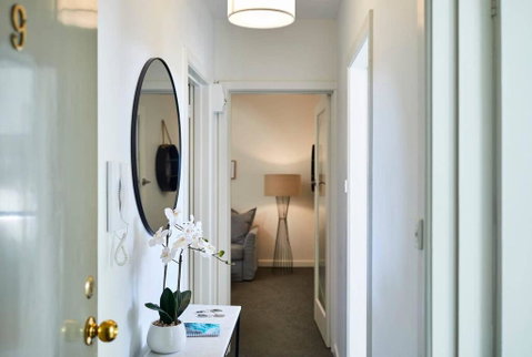 1 Bedroom Apt With Parking Stroll To Elwood Beach - Accommodation Mt Buller 1