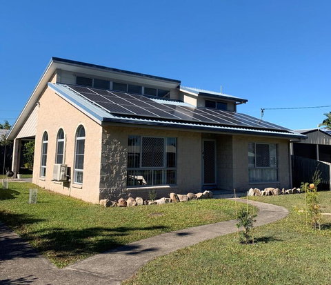 11 Anchovy Street - Tin Can Bay Summer Haven Coastal Retreat - Accommodation Mt Buller 2