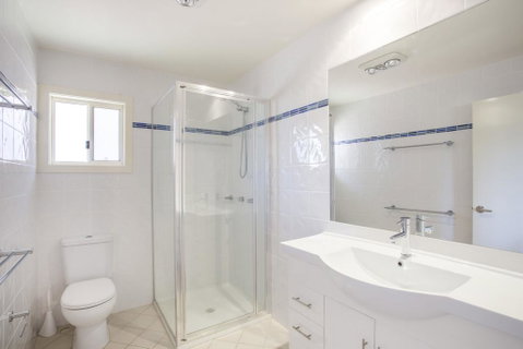 11 Riley St - Stylishly Modern - Accommodation Mt Buller 2
