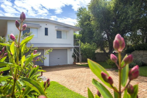 11 Riley St - Stylishly Modern - Accommodation Mt Buller 0