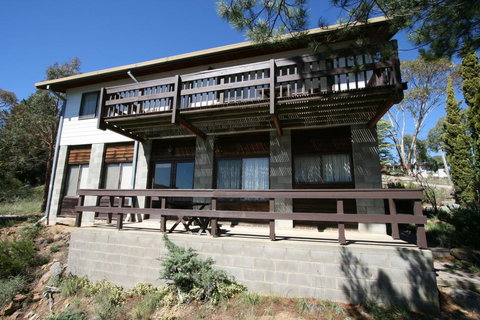 11 Townsend Street, Jindabyne - Accommodation Mt Buller 1