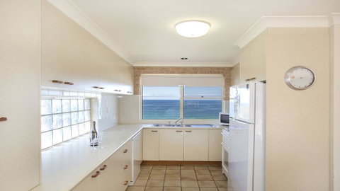 143 Mitchell Pde - Magnificent Outlook - Accommodation Mt Buller 3