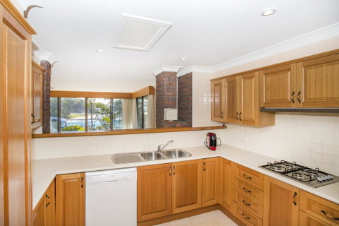 16 Shipton Cres - Secluded Away - Accommodation Mt Buller 1