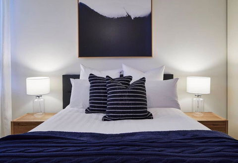 2 Bdrm South Yarra Apt With Balcony And Parking - Accommodation Mt Buller 3
