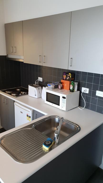 2 Bedrooms CBD FREE Tram Apartment (Melb Central, China Town, Queen Victoria Market, Melbourne University, RMIT, Etc) - Accommodation Mt Buller 2