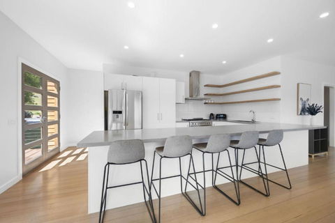 Black Diamond - Merrijig - Sleeps 14 - Accommodation Mt Buller 3