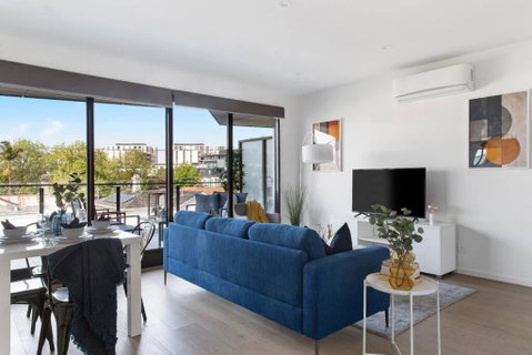 Caulfield Elegance: Chic Abode - Accommodation Mt Buller 0