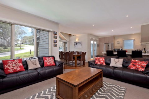 COME BY CHANCE, Dinner Plain - Accommodation Mt Buller 3