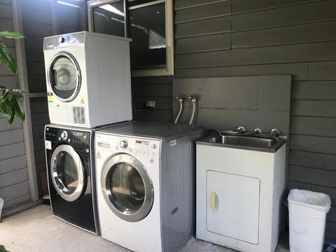 D108 Fantastic Sun Crescent Gathering - Accommodation Mt Buller 1