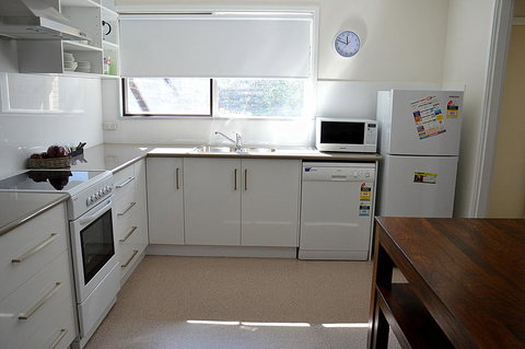 4/47 Delany Ave, Bright - Accommodation Mt Buller 2