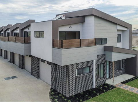 A Brand New Private Townhouse - Accommodation Mt Buller 0