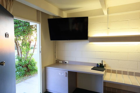 Absolute Lakes Entrance Motel - Accommodation Mt buller 3