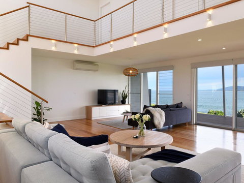 Absolute Waterfront - Accommodation Mt Buller 0