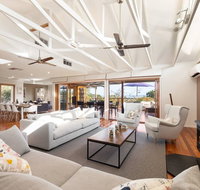 Acqua Vista - water view fireplace walk to beach - Accommodation Mt Buller