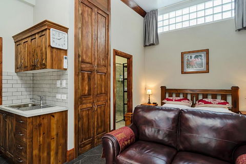 Eagle Foundry Bed & Breakfast - Accommodation Mt Buller 1