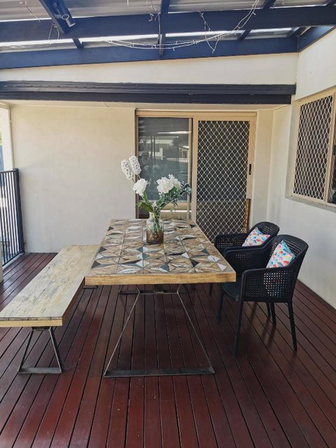 Eight Mile Plains House - Accommodation Mt Buller 3