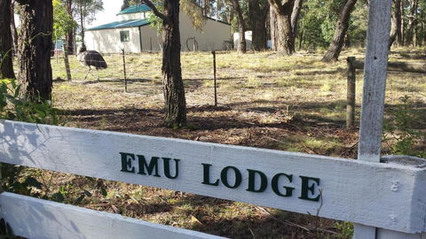 Emu Lodge Country Retreat - Accommodation Mt Buller 3