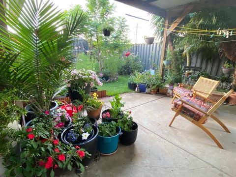 ENTIRE HOME IN WERRIBEE,BEST POSSIBLE LOCATION YOU CAN FIND - Accommodation Mt Buller 1