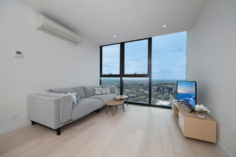 EQ Tower Modern Apartments Melbourne Central CBD - Accommodation Mt Buller 3