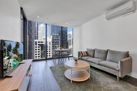 EQ Tower Modern Apartments Melbourne Central CBD - Accommodation Mt Buller 1