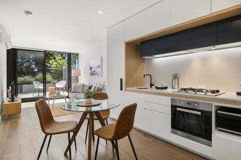 Fabulous 1-Bed With Pool And Private Courtyard - Accommodation Mt Buller 2