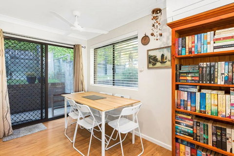 Family Coastal Escape Narrawallee NSW - Accommodation Mt Buller 2