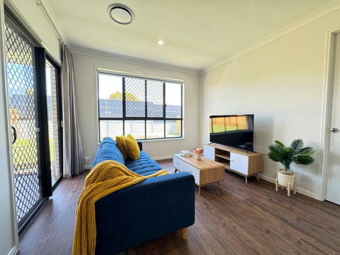 Family-Friendly Getaway In Heathwood - Accommodation Mt Buller 0