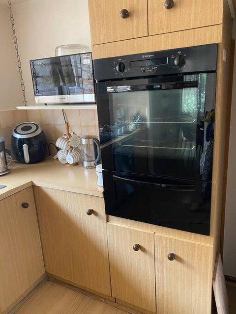 Family Home- Close To Knox City & Dandenong Ranges - Accommodation Mt Buller 1